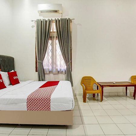 Super Oyo 91055 Homestay Syariah Бандар-Лампунг Екстер'єр фото