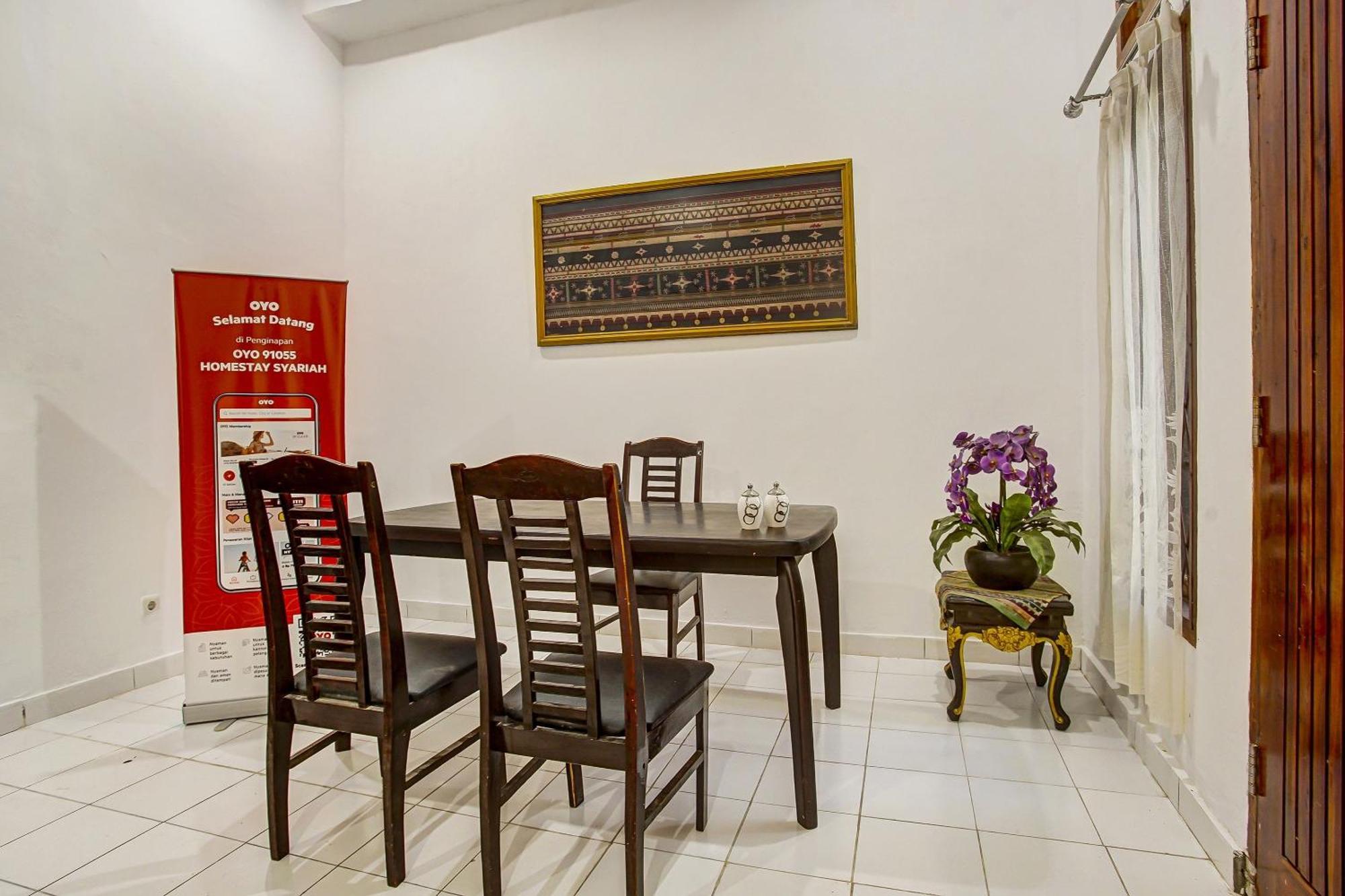 Super Oyo 91055 Homestay Syariah Бандар-Лампунг Екстер'єр фото