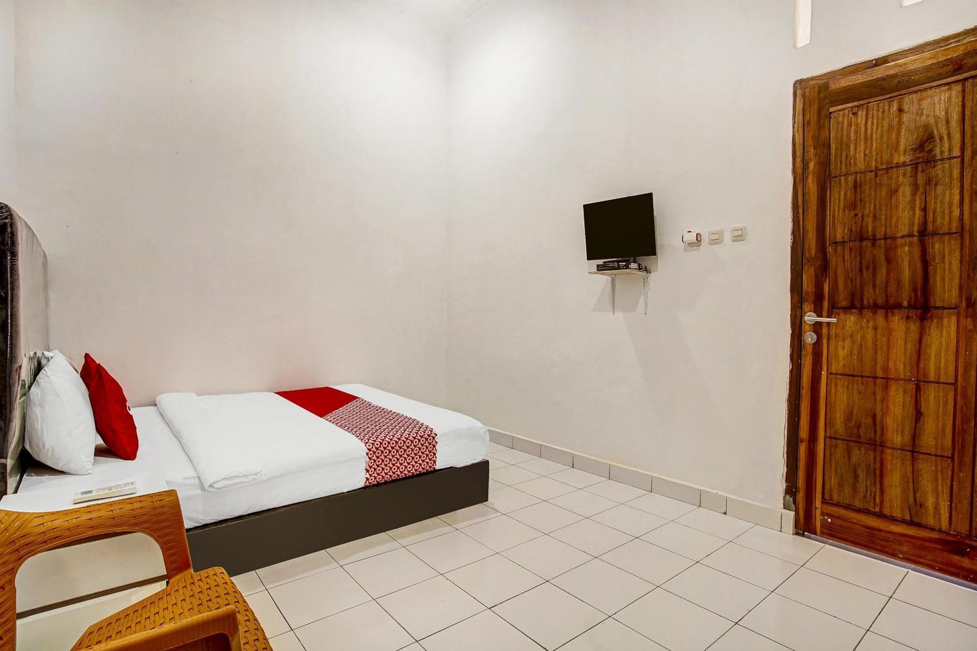 Super Oyo 91055 Homestay Syariah Бандар-Лампунг Екстер'єр фото