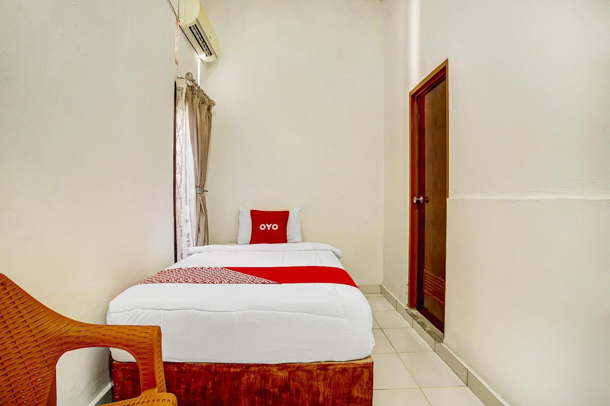 Super Oyo 91055 Homestay Syariah Бандар-Лампунг Екстер'єр фото